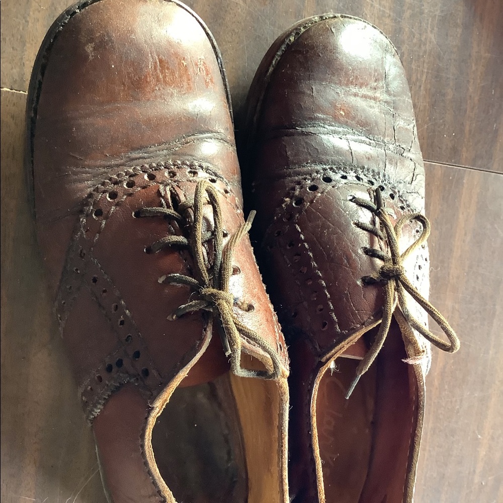 Clark’s Brown Oxfords Size 7, good Condition